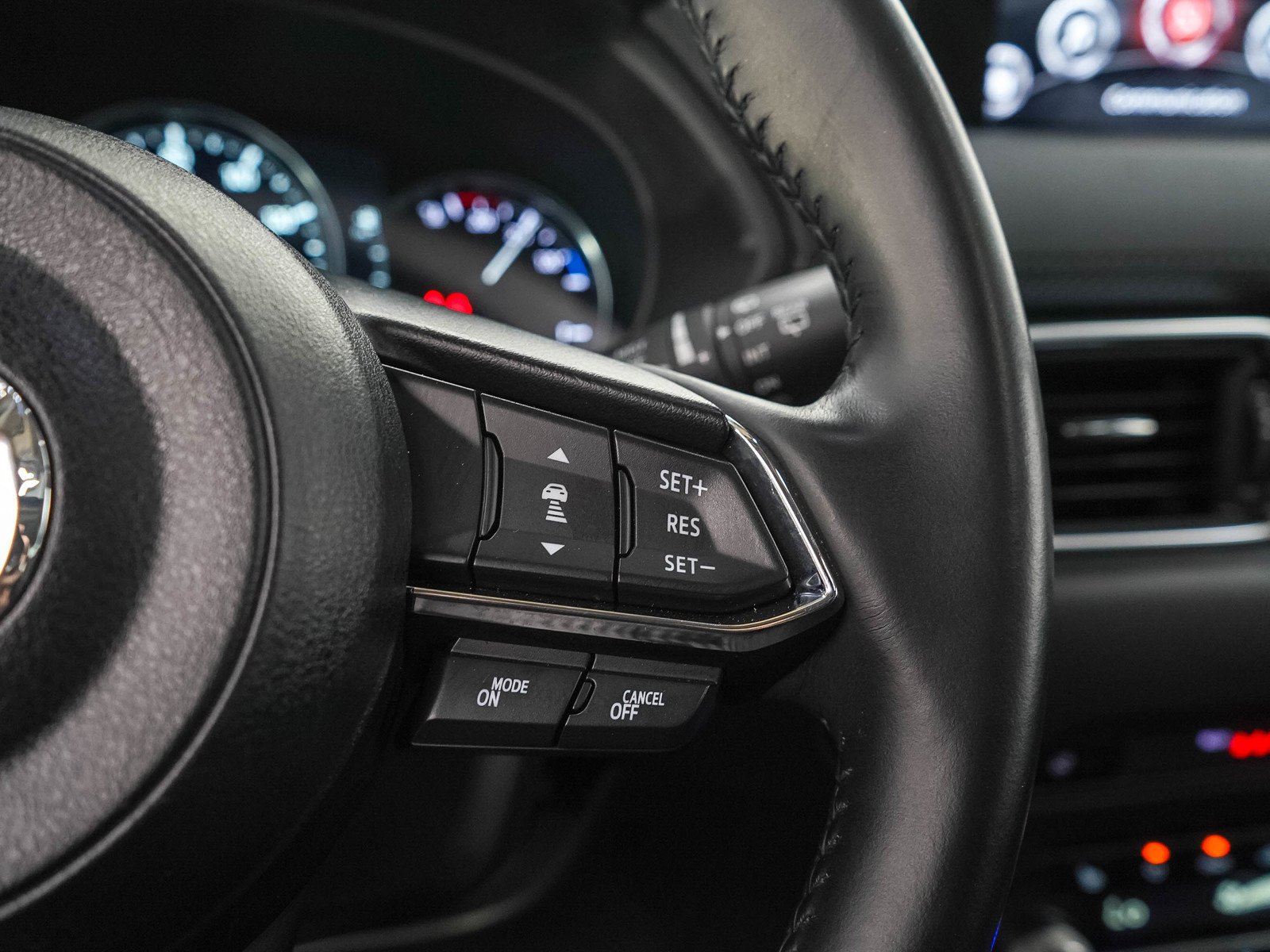Used 2019 Machine Gray Metallic Mazda Grand Touring image 27