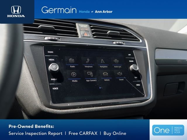 Used 2023 Silver Metallic Volkswagen 2.0T SE image 24