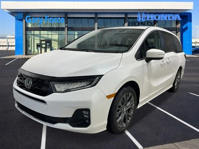 2026 Honda Odyssey Touring's photo