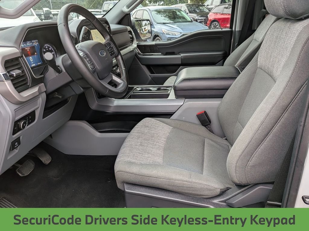 Used 2023 White Ford XLT image 19