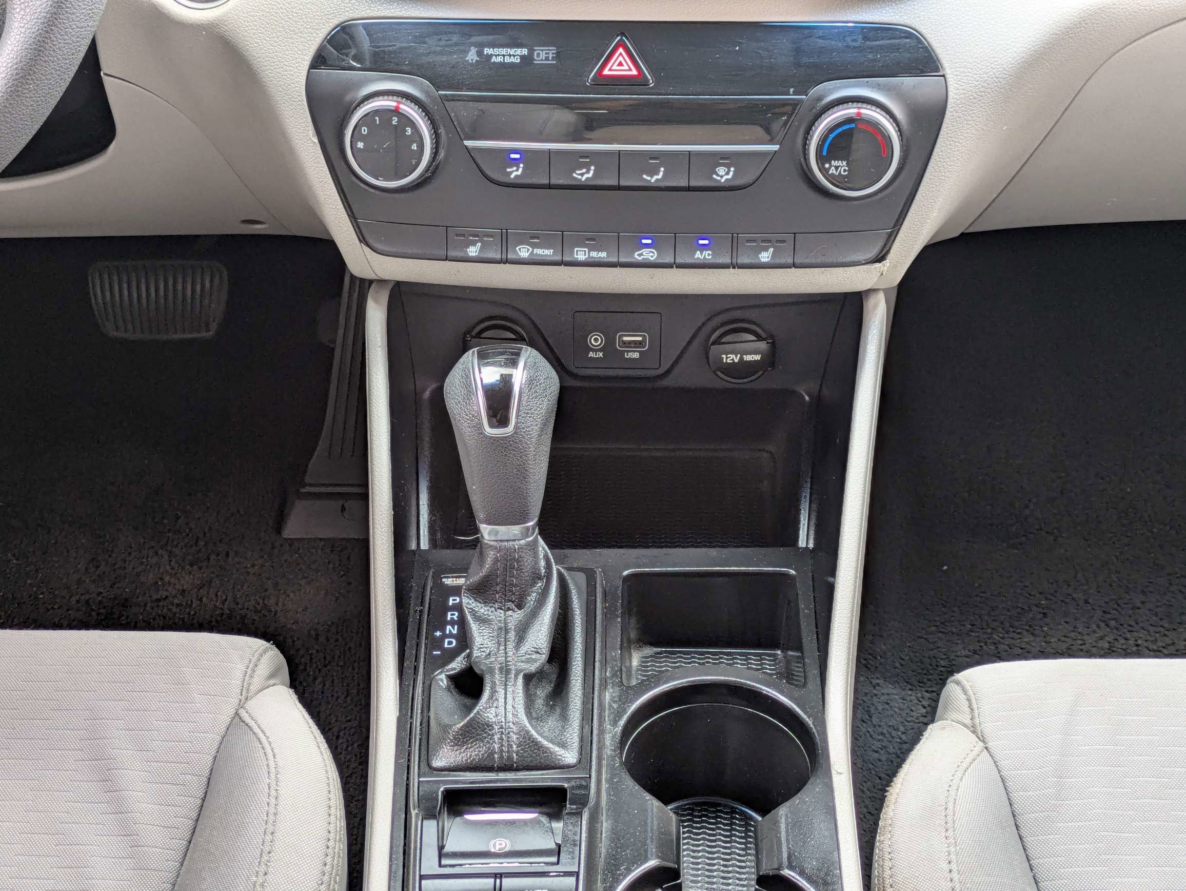 Used 2019 Black Noir Pearl Hyundai Value image 21