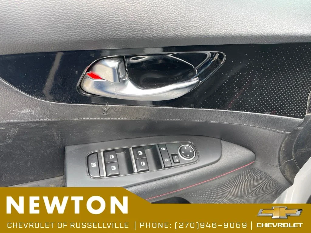 Used 2024 White Kia GT image 8