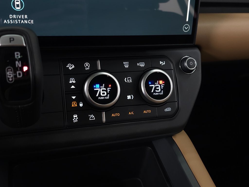 2026 LAND ROVER DEFENDER - Image 32