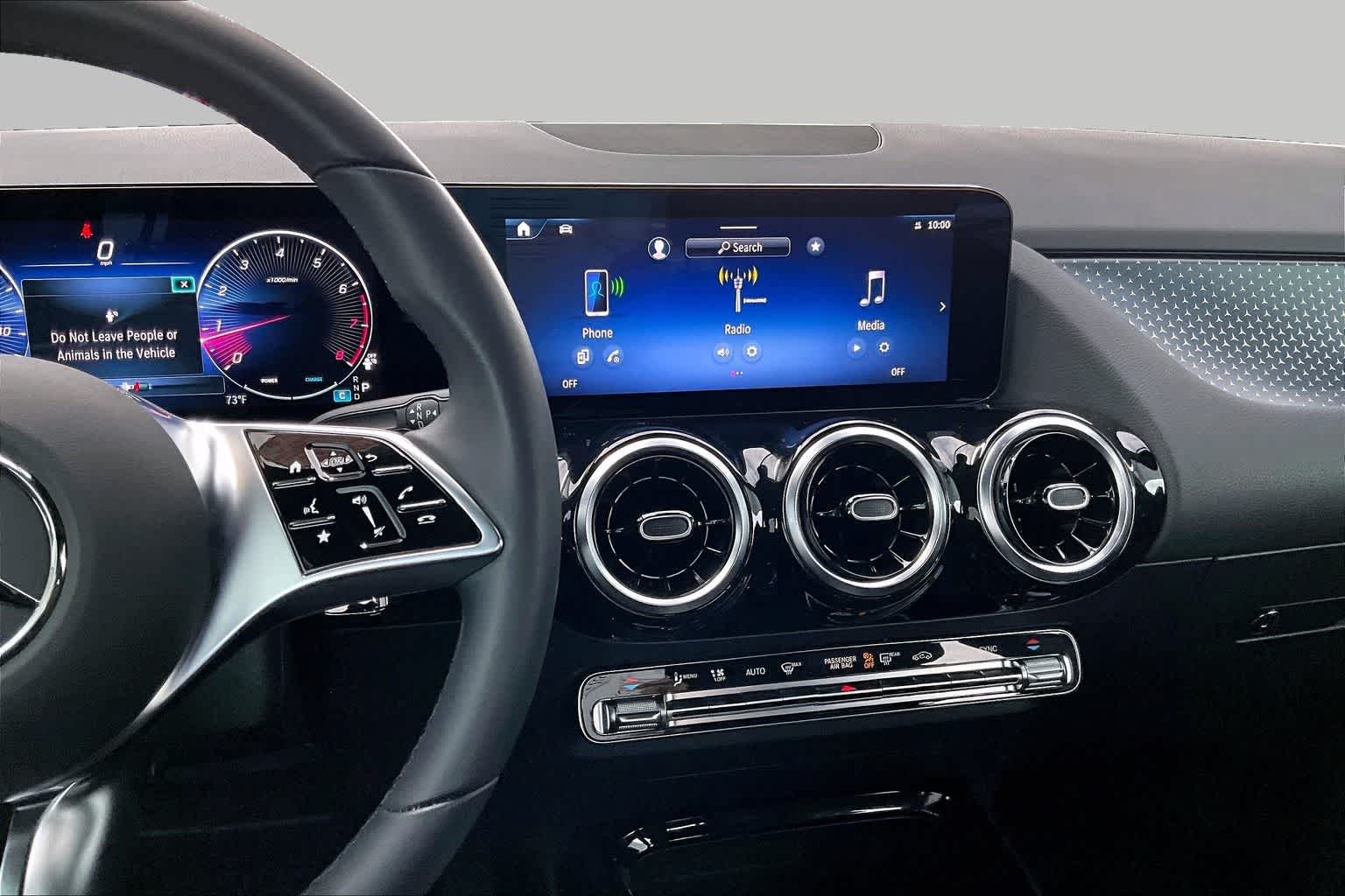 Certified Used 2025 Night Black Mercedes-Benz GLA 250 image 7