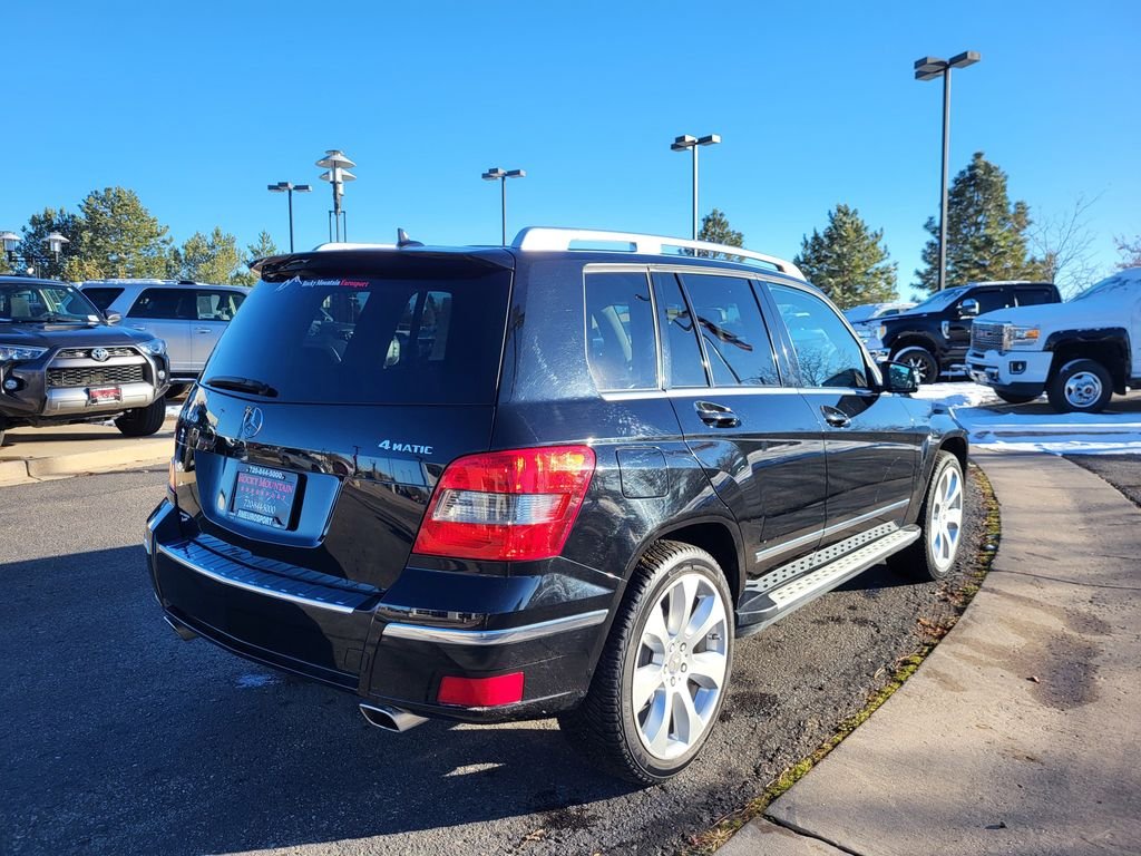 Used 2010 Black Mercedes-Benz GLK 350 image 4