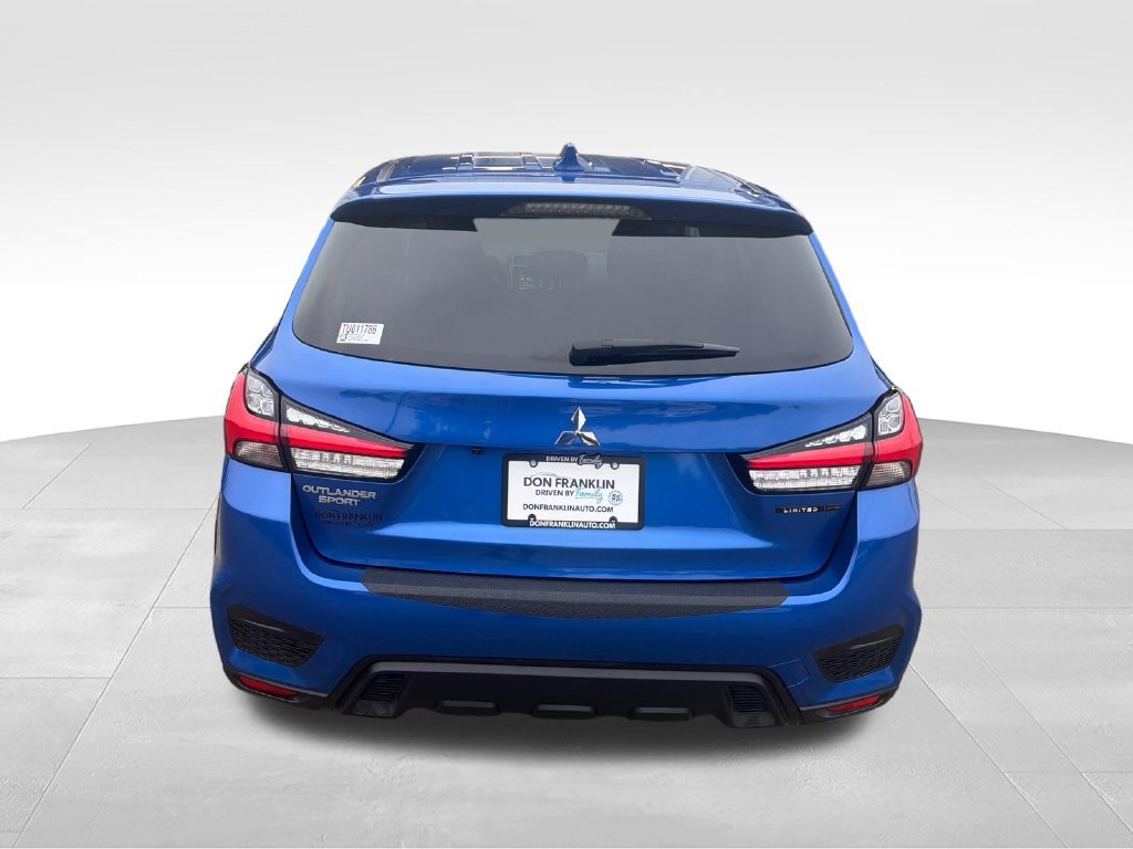 Used 2026 Blue Mitsubishi 2.0 LE image 4