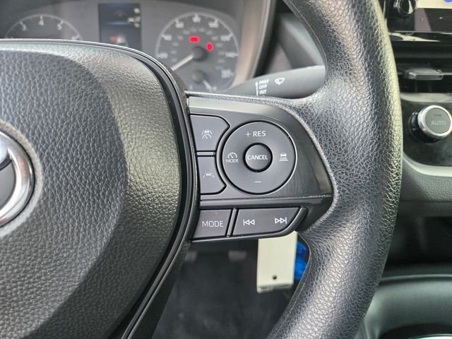 Used 2025 White Toyota LE image 18