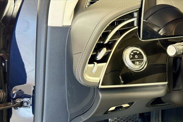 New 2026 Nautical Blue Metallic Mercedes-Benz E 350 image 40