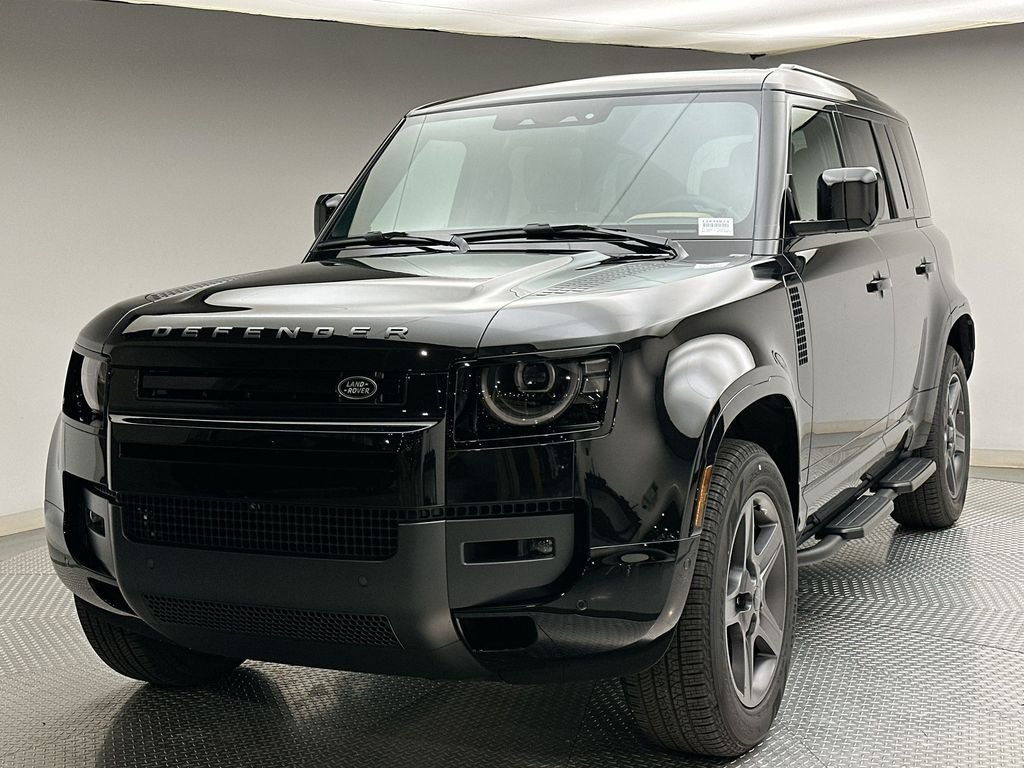 New 2026 Santorini Black LAND ROVER X-Dynamic SE image 1