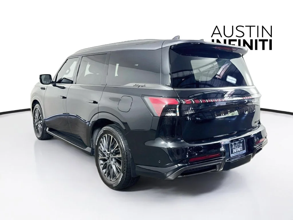 Certified Used 2026 Black / Graphite INFINITI AUTOGRAPH image 7