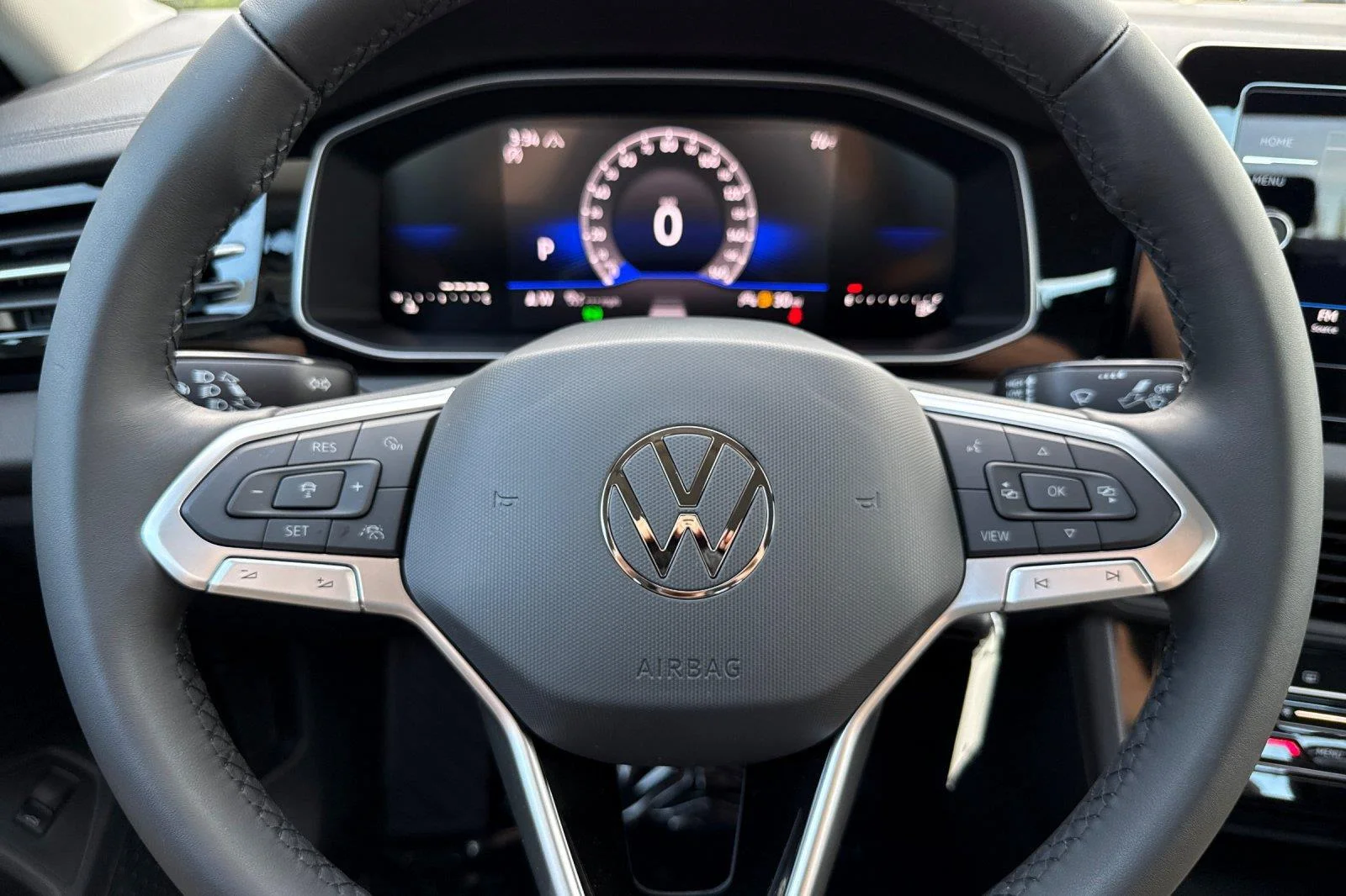 New 2026 Pure White Volkswagen S image 21