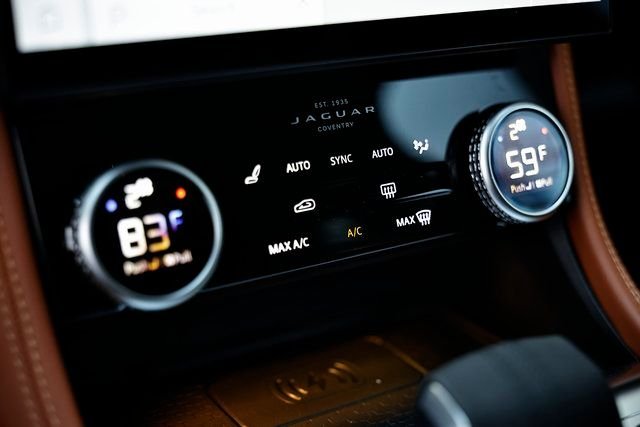 2026 Jaguar F-Pace R-Dynamic S - Photo 43