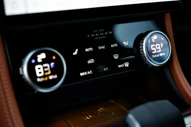 2026 Jaguar F-Pace R-Dynamic S - Photo 43