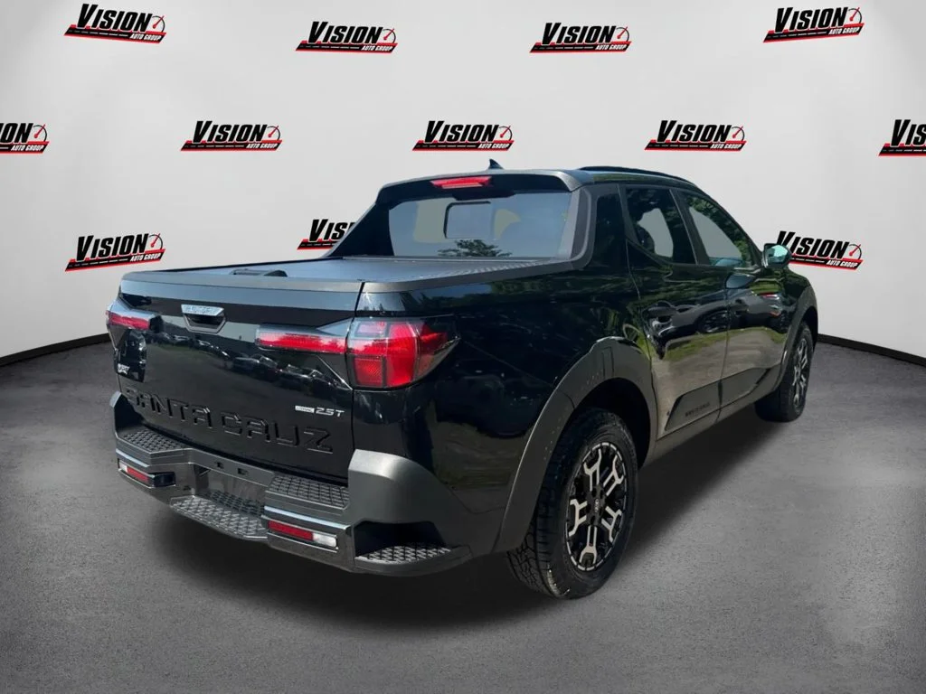 Used 2025 Black Hyundai XRT image 5