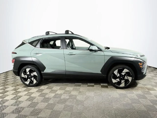New 2027 Green Hyundai Limited image 2