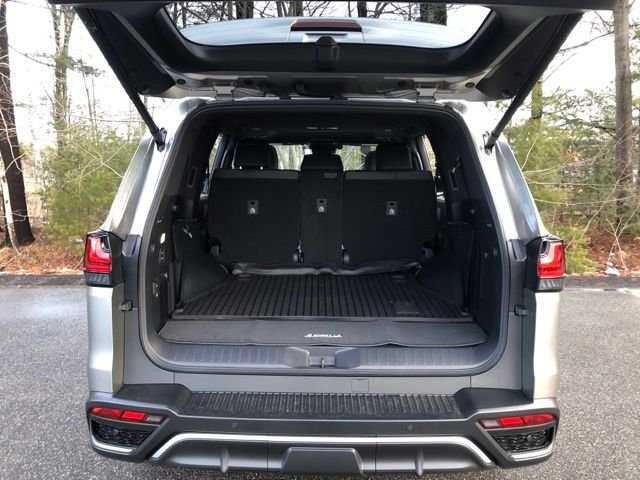 2026 Lexus LX 600 F-Sport - Photo 10