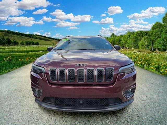 Certified Used 2021 Red Jeep Latitude Lux image 2