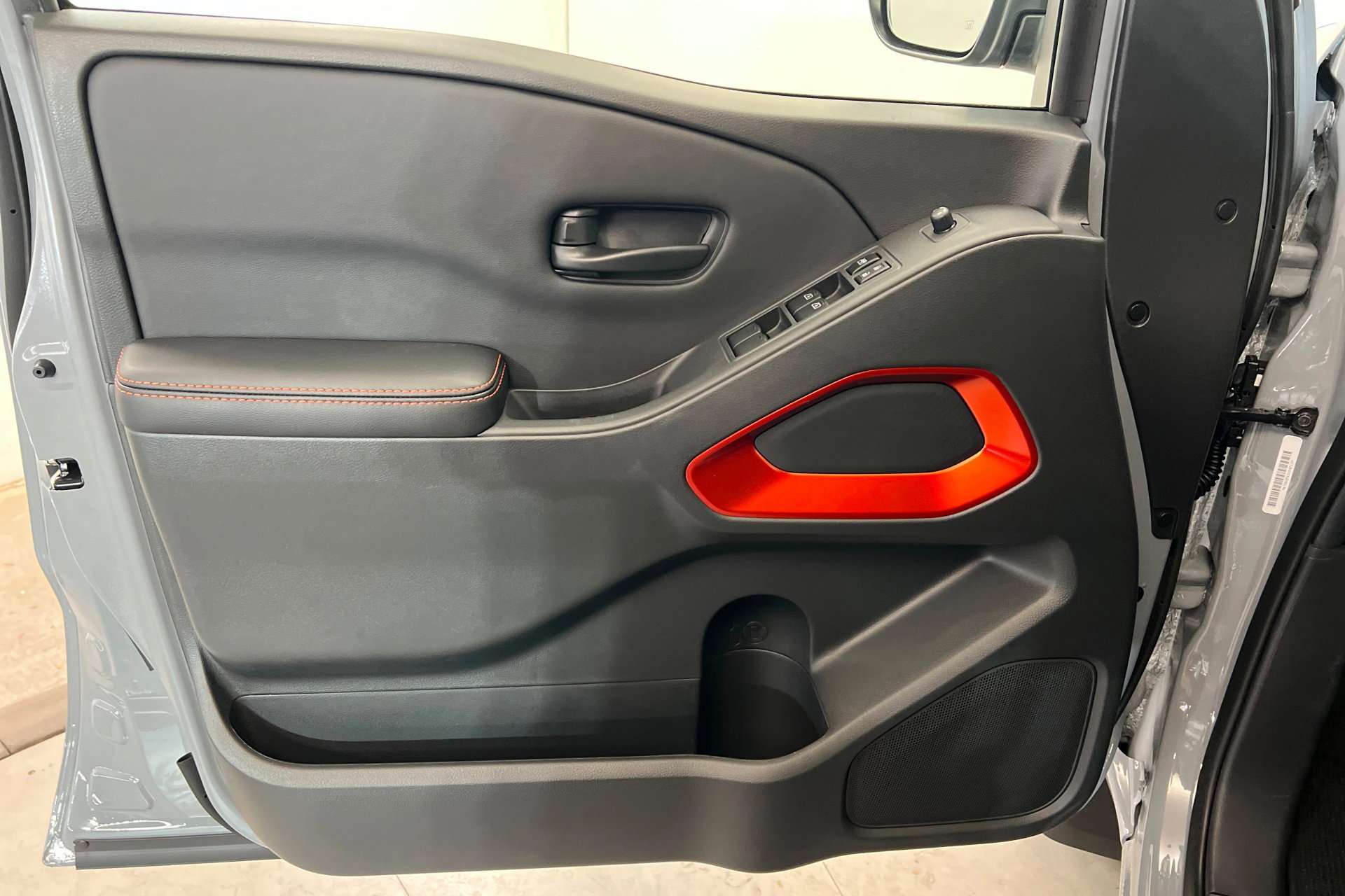 New 2026 Boulder Gray Pearl Nissan Crew Cab PRO-4X® image 15