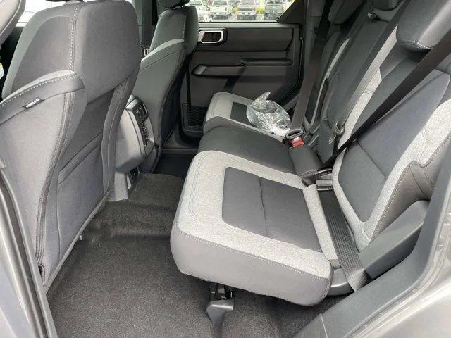 New 2026 Carbonized Gray Metallic Ford Big Bend image 31