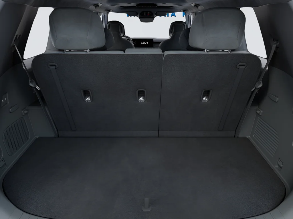 New 2027 White Kia X-Line SX Prestige image 15