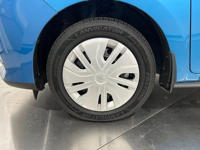 Used 2024 Blue Mitsubishi ES image 19