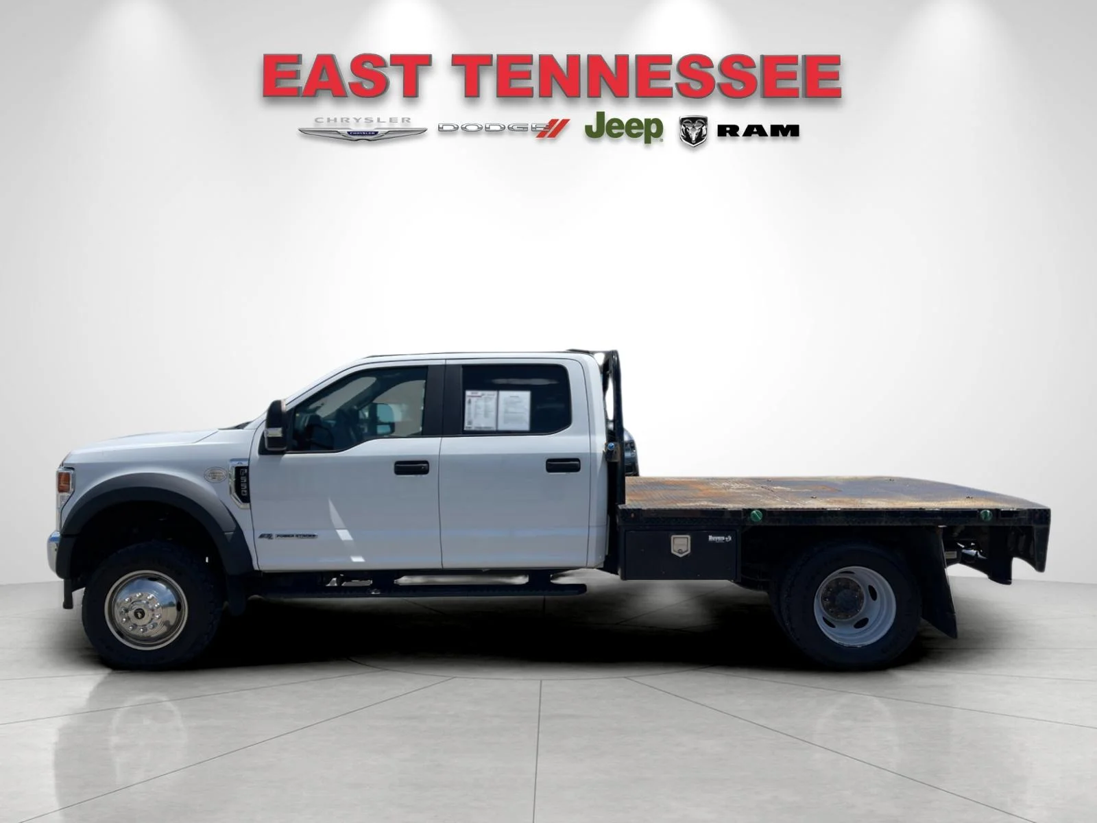 Used 2020 White Ford XL image 6