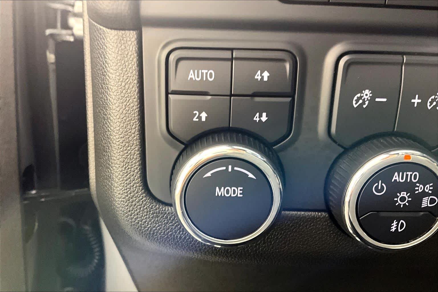 Used 2025 Sterling Gray Metallic Chevrolet RST image 35