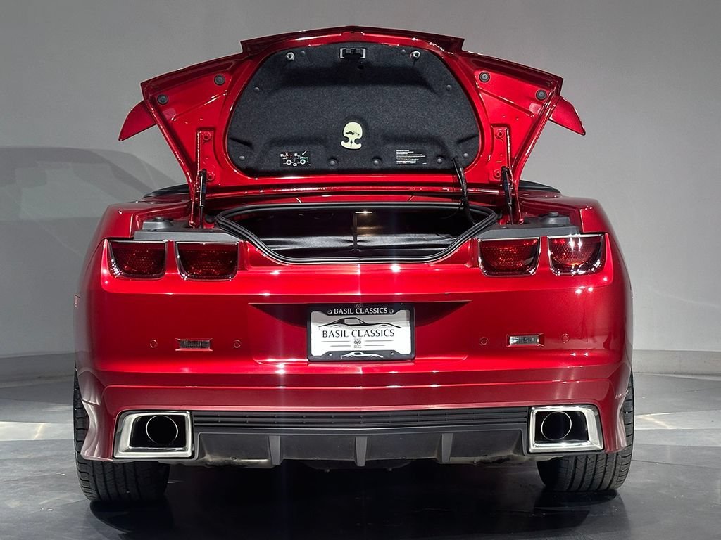 Used 2012 Crystal Red Tintcoat Chevrolet 2SS image 35