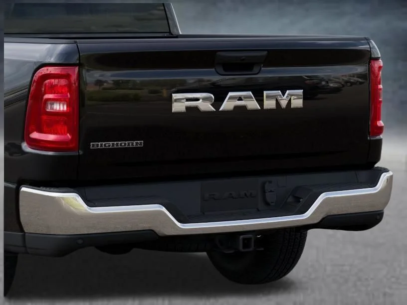 New 2026 Diamond Black Crystal Pearl-Coat Exterior Paint RAM Big Horn/Lone Star image 13