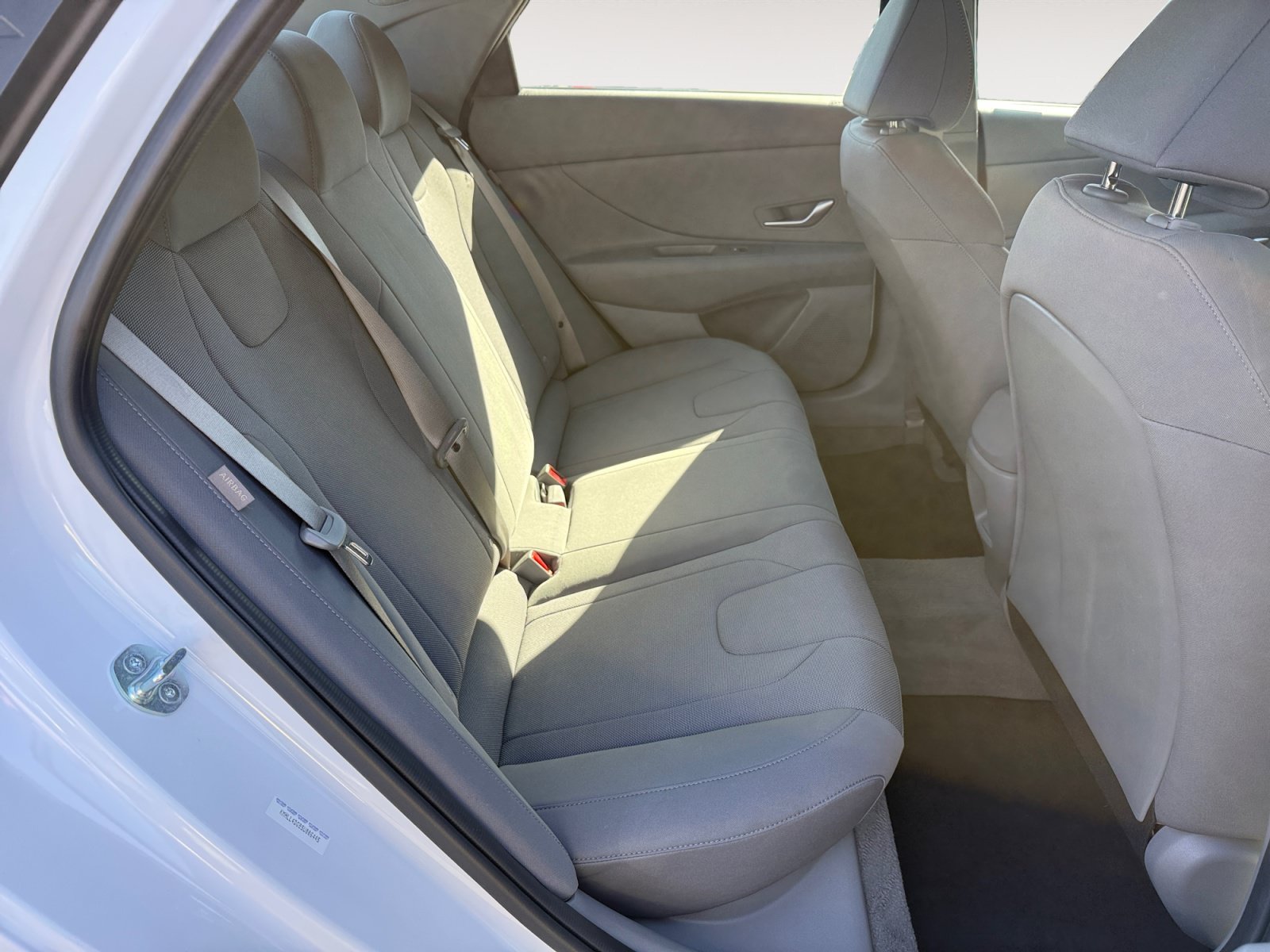 Certified Used 2025 White Hyundai SE image 18