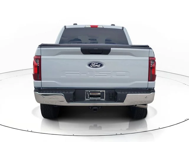 Used 2025 White Ford XLT image 6