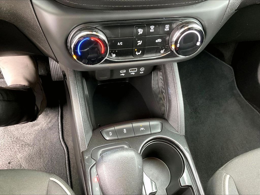 Used 2023 White Chevrolet LT image 25