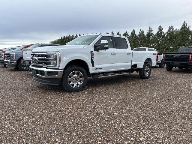 New 2026 Oxford White Ford Lariat image 2