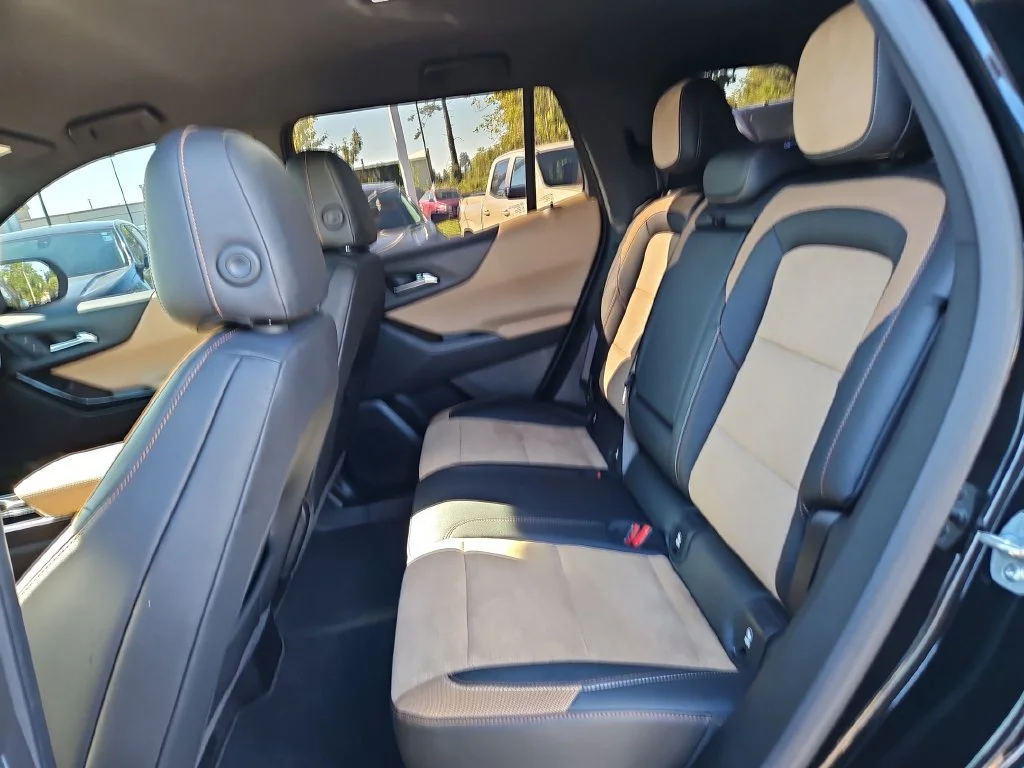 Used 2025 Mosaic Black Metallic Chevrolet ACTIV image 17