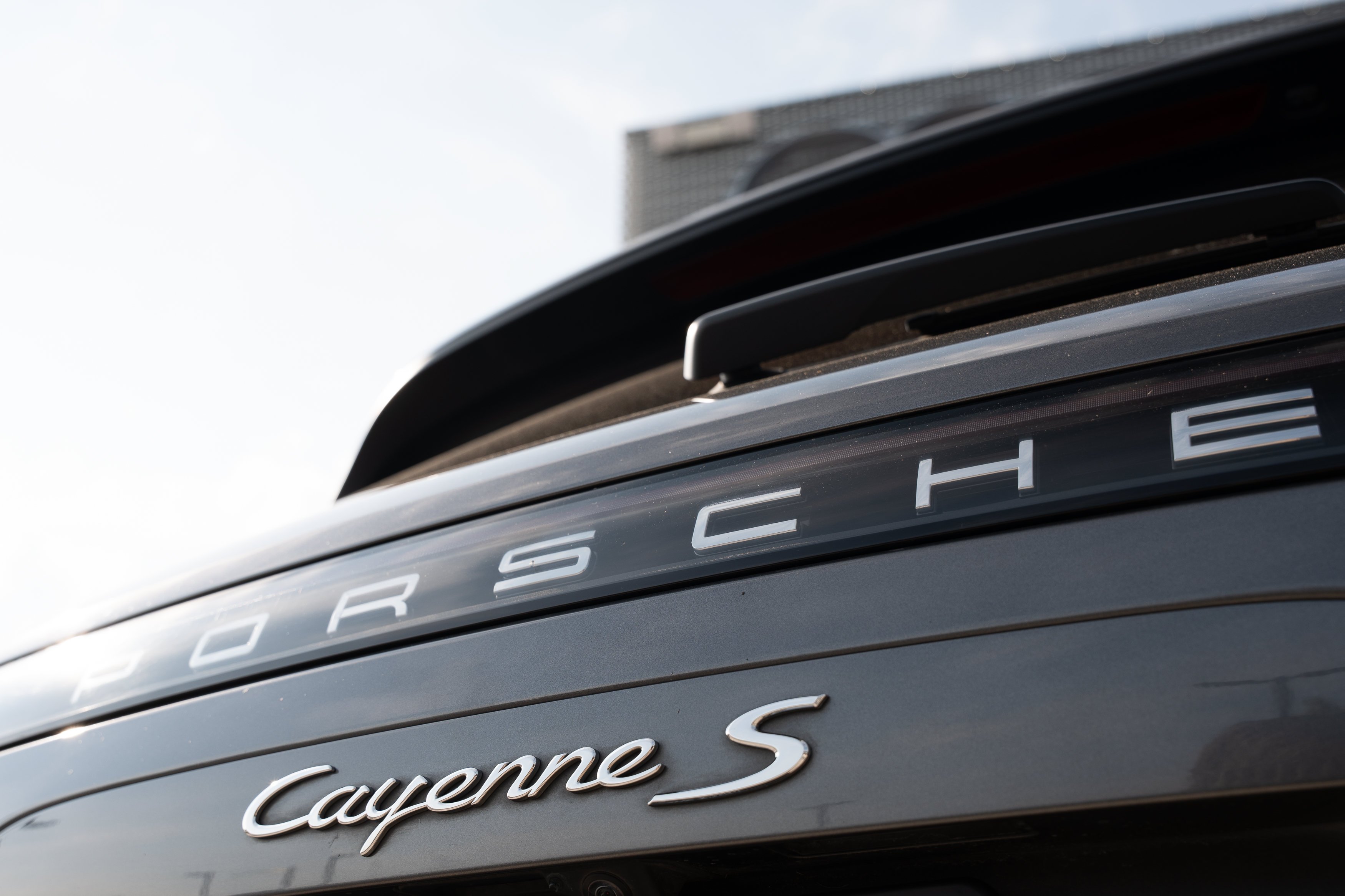 Used 2019 Quartzite Metallic Porsche S image 29