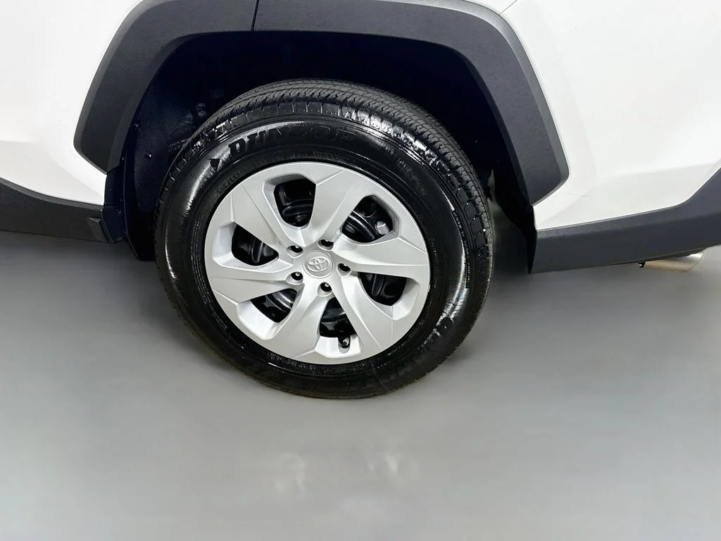 Certified Used 2025 Ice Cap Toyota LE image 9