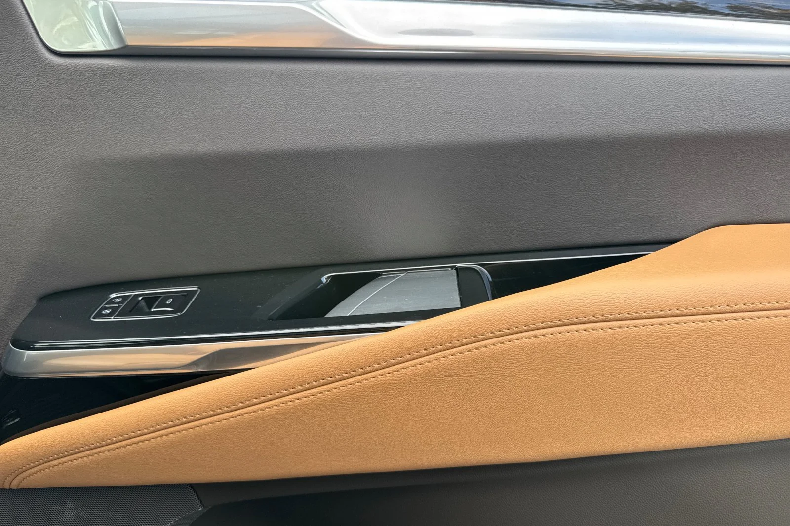 2025 Cadillac Escalade Premium Luxury - Photo 20
