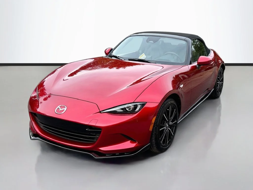 New 2026 Soul Red Crystal Metallic Mazda Grand Touring image 3