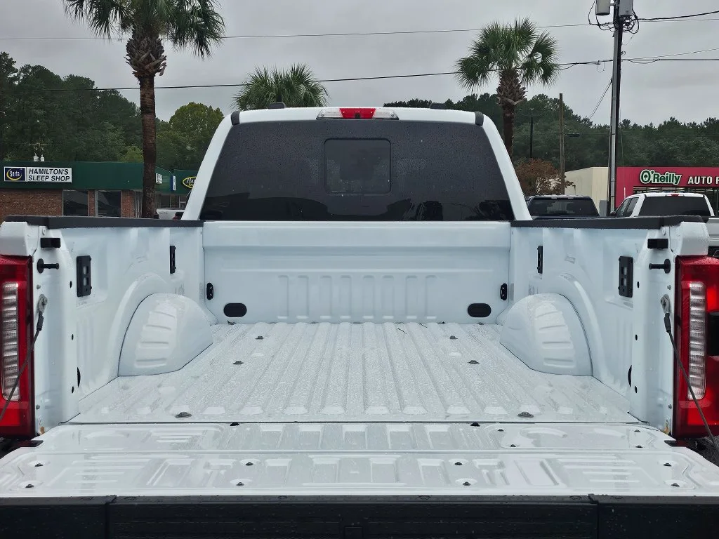 New 2027 White Ford Lariat image 13