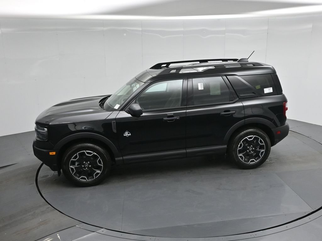 New 2026 Shadow Black Ford Outer Banks image 40