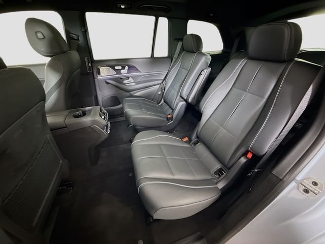 Used 2025 Cirrus Silver Metallic Mercedes-Benz GLS 580 image 26