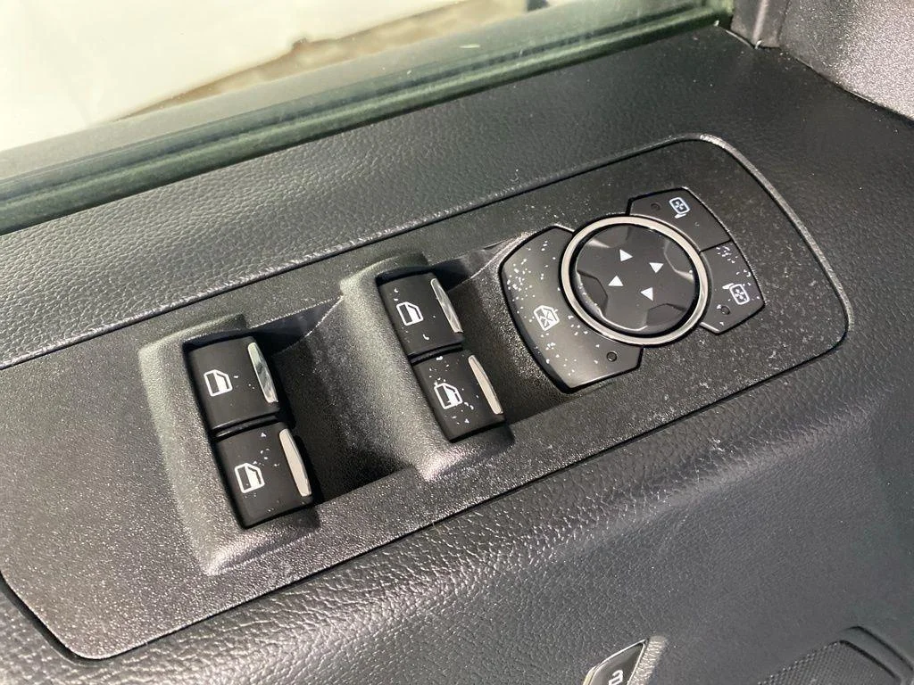 Used 2019 Black Metallic Ford XLT image 25