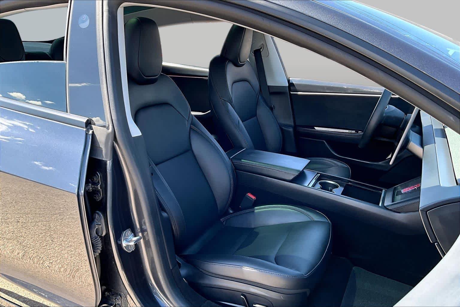 Used 2025 Pearl White Multi-Coat Tesla Long Range image 8