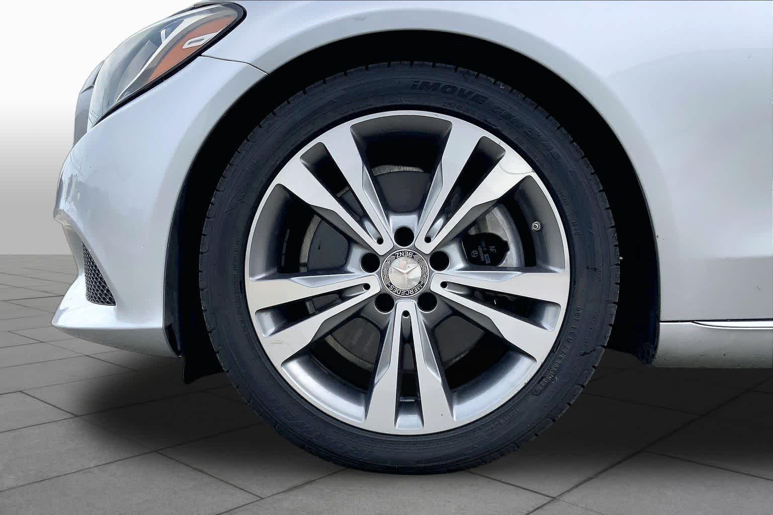 Used 2018 Iridium Silver Metallic Mercedes-Benz C 300 image 21