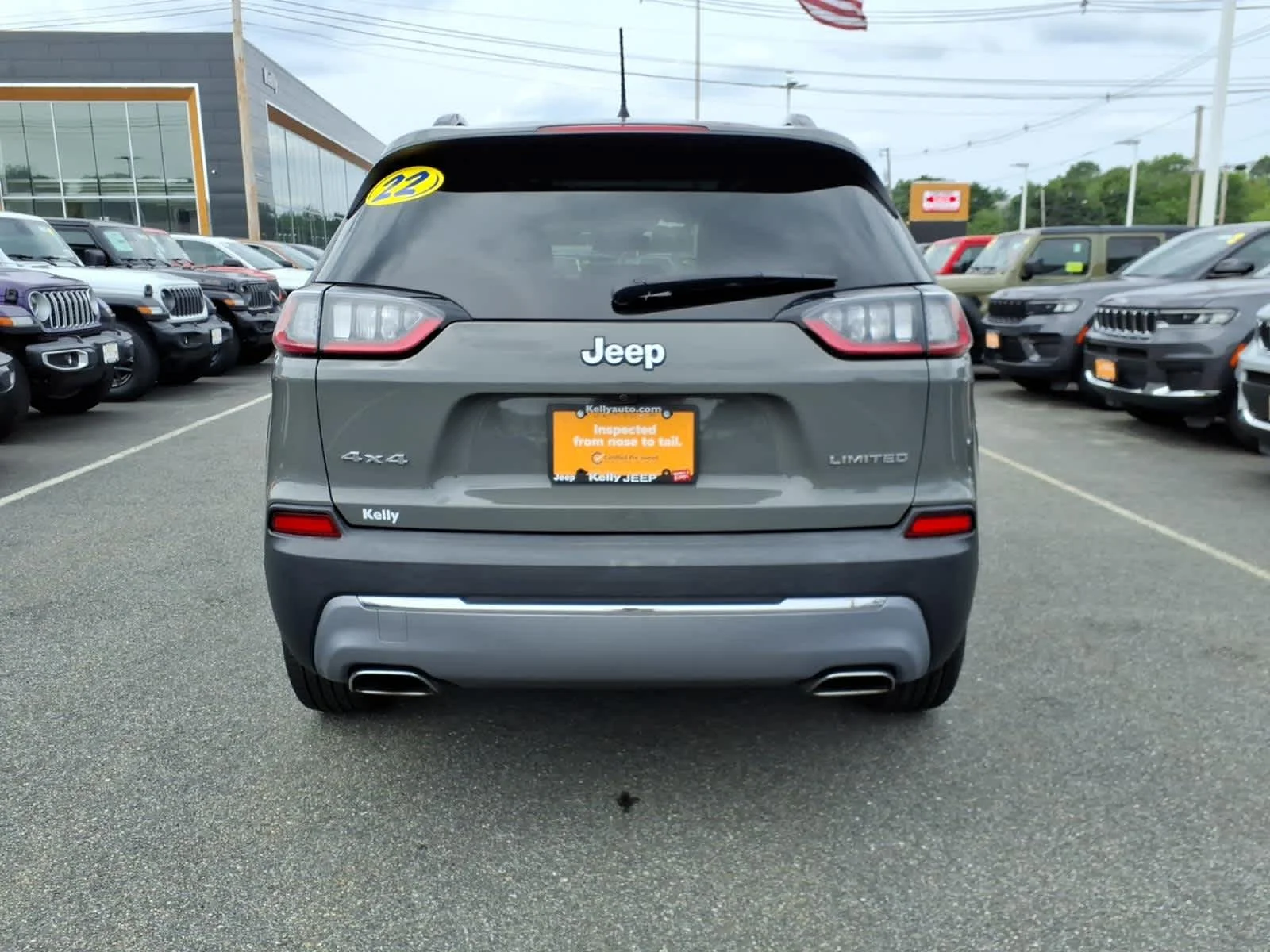 Certified Used 2022 STING Jeep Limited image 9