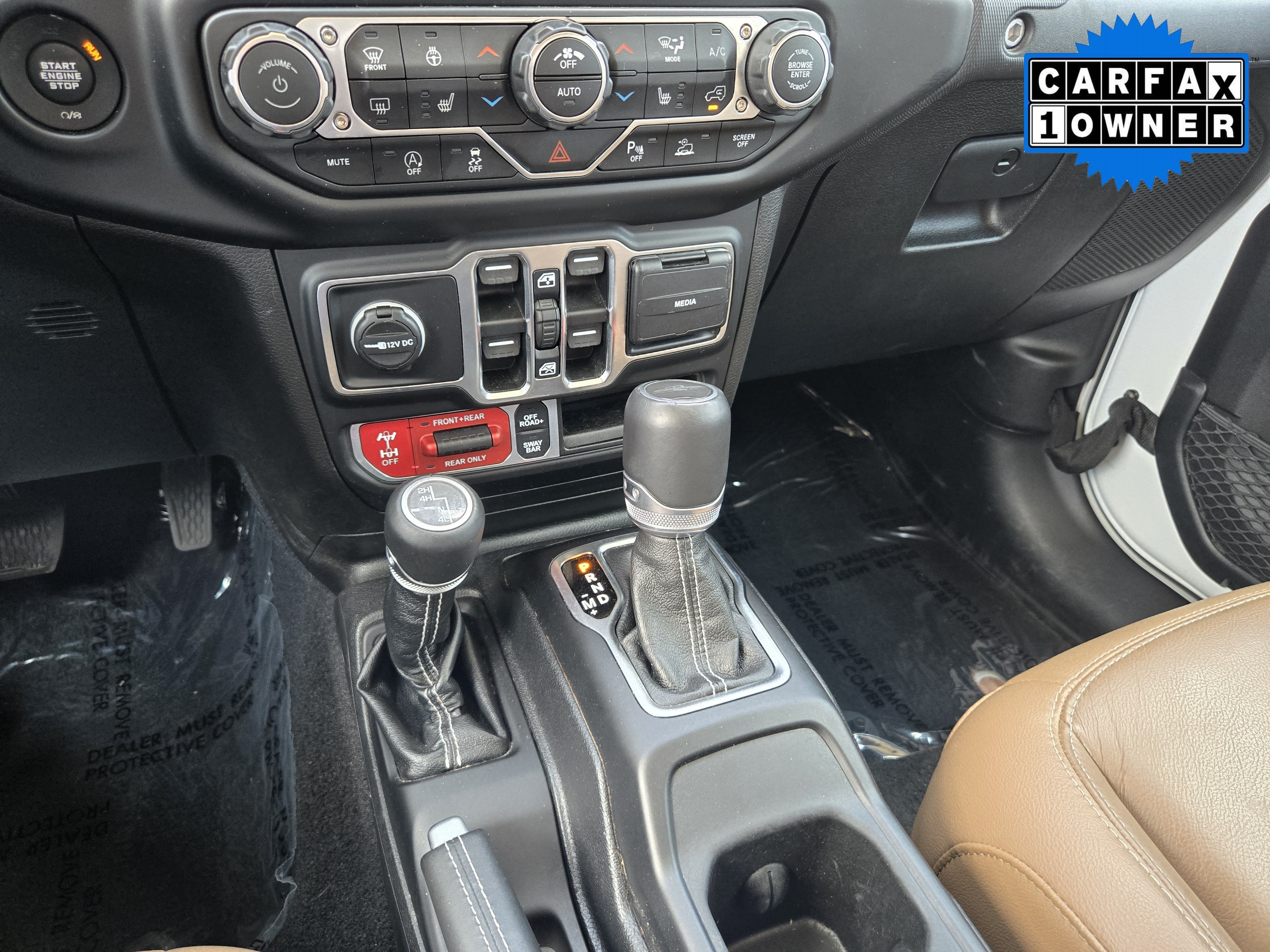 Certified Used 2020 Bright White Clearcoat Jeep Rubicon image 18