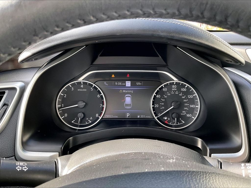 Used 2020 Pearl White Tricoat Nissan Platinum image 25