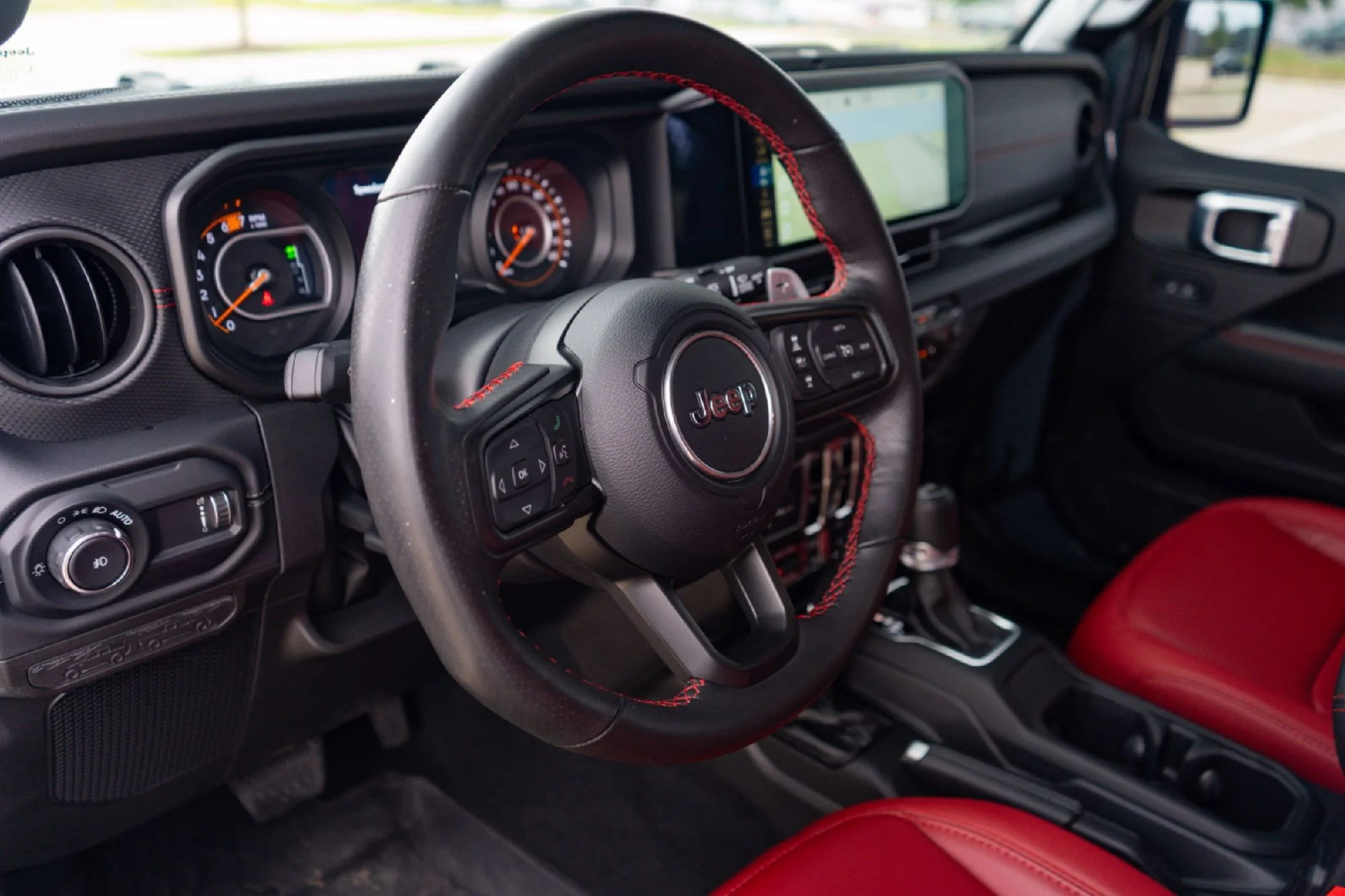 2024 Jeep Wrangler 4-Door Rubicon 392 - Photo 11
