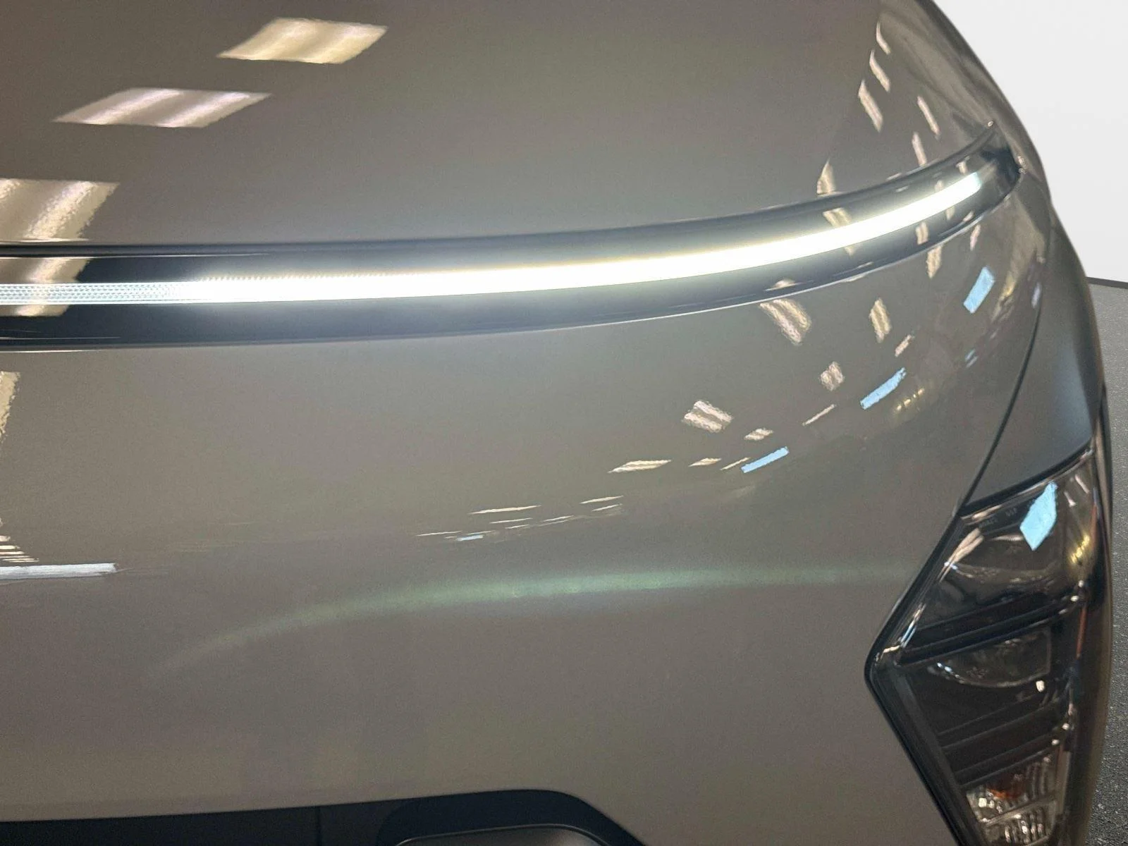 New 2026 Cyber Gray Metallic Hyundai Limited image 11