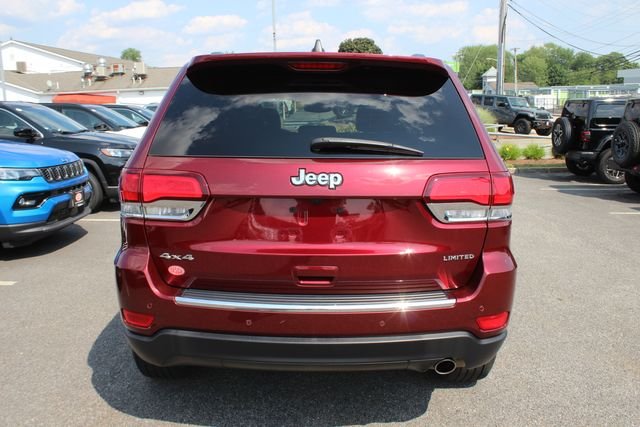Used 2021 Red Jeep Limited image 29